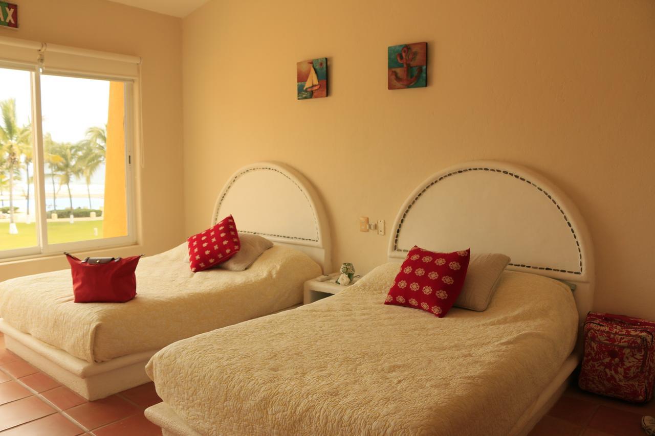 Villas Playa Blanca Zihuatanejo Extérieur photo